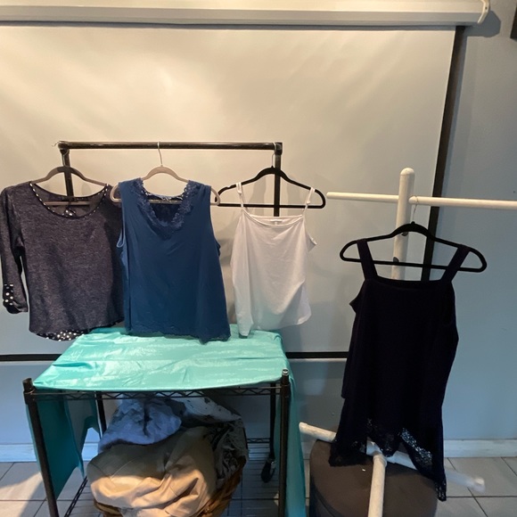 Navy 3-qtr blouses with BLUE COLDWATER CREEK lace V-neck & white Cami 4pc BUNDLE - Picture 2 of 15